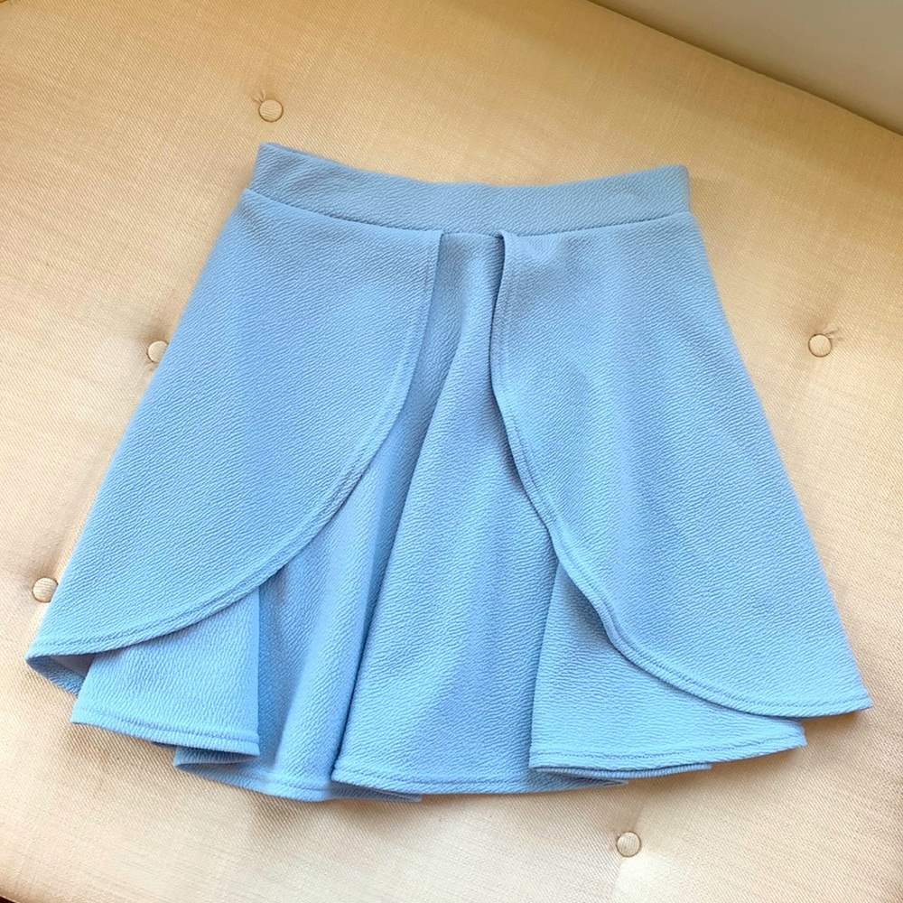Blue flowy skirt